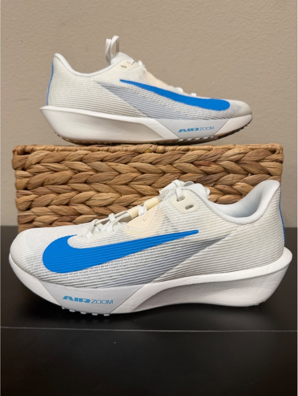 Size 6M/7.5 Women - Nike Zoom Rival Fly 4 “Summit White Blue Hero”